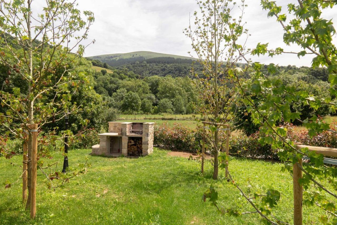 Complejo Rural El Cerradon Guest House Alceda Eksteriør bilde